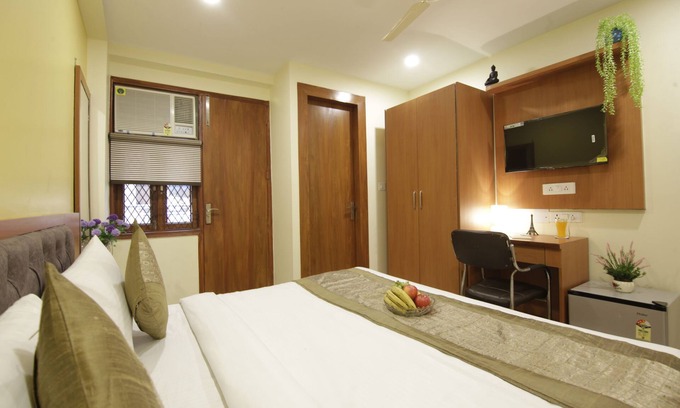 South West Bed & Breakfast | Hotel TMS Grand