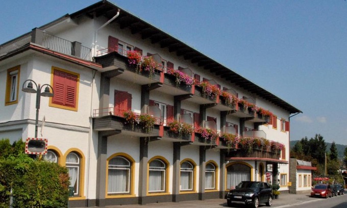 Velden am Worther See Hotel | Hotel Velden Bacherlwirt