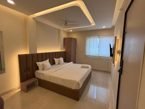 Indore Hotel | Hotel Vilaasitaa vijay nagar