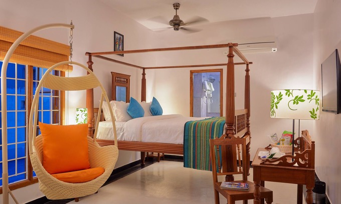 White Town Hotel | Hotel Villa Krish