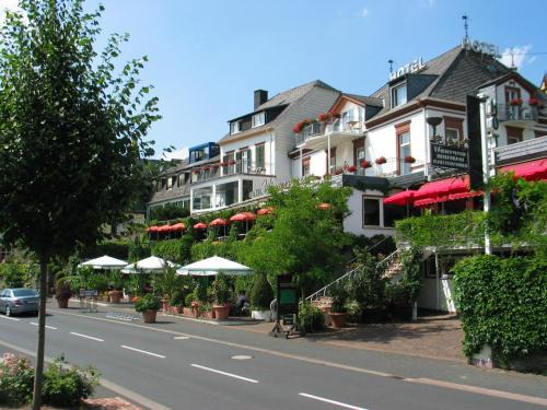Zeltingen-Rachtig Hotel | Hotel Winzerverein