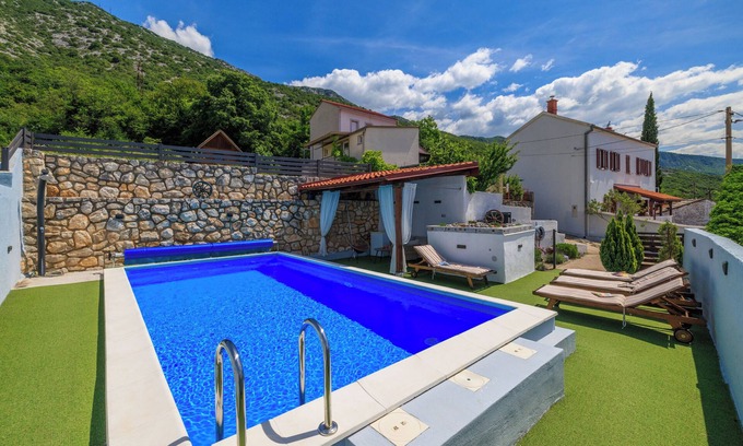 Tribalj House | House Bozica with sauna and pool (86831-K1) - Tribalj