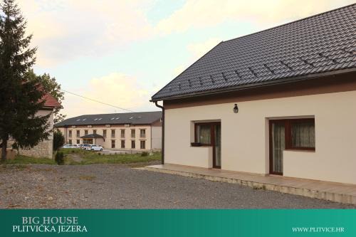 Seliste Bed & Breakfast | House Korina B&B