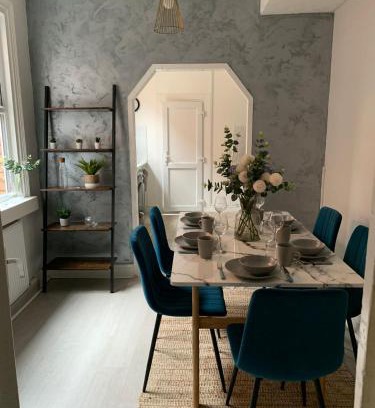Northampton House | House of cosy dots