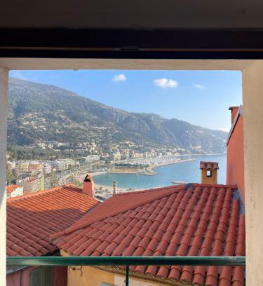 Old Town Apartment | House Old town 50m beach&shop
