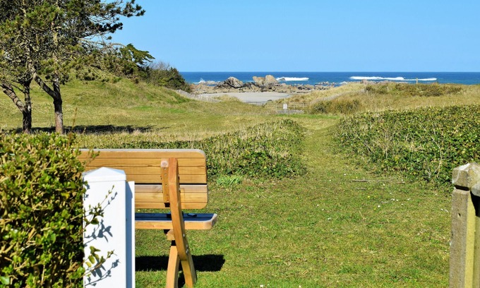 Cleder House | House on the dune, direct access to the beach (100m) and sea view