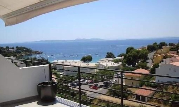 Almadraba-Canyelles Villa | House sea view with pool and direct access to the sand beach of Almadra.