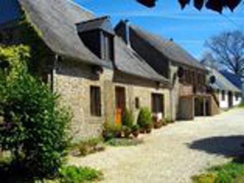 Brece Apartment | House - Sleeps 6 - Parking - Garden