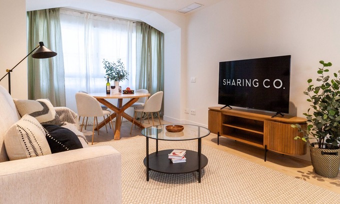 Nueva Espana Apartment | Housing Castellana X X I V by Sharing Co