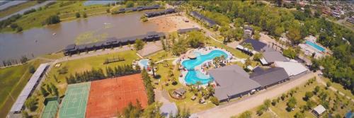 San Pedro Hotel | Howard Johnson Marinas & Resort