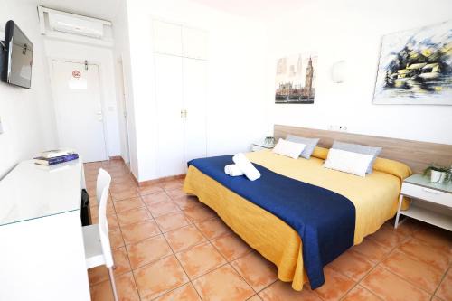 Palmanova Hostel | HSR Gil