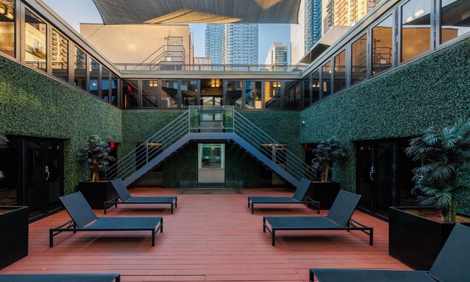 Hell's Kitchen Hotel | Hudson Yards Hotel