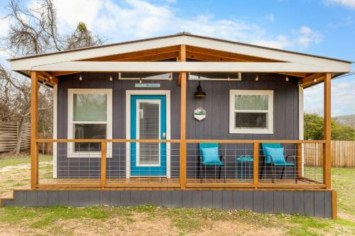 New Braunfels House | Hunka Hunka Cabin
