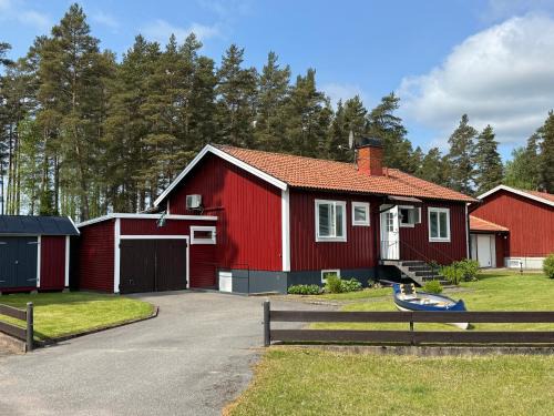 Hjaltevad House | Hus Bellö