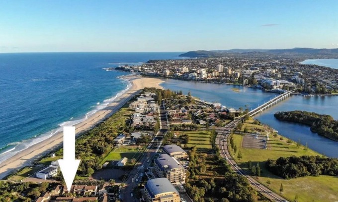 The Entrance North Apartment | Hutton Road - Beach Access - Unit 9