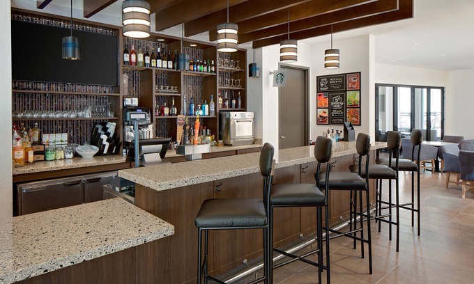 Arts/Warehouse District Hotel | Hyatt Place New Orleans Convention Center