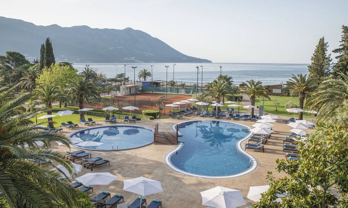 Boreti Hotel | Iberostar Waves Bellevue