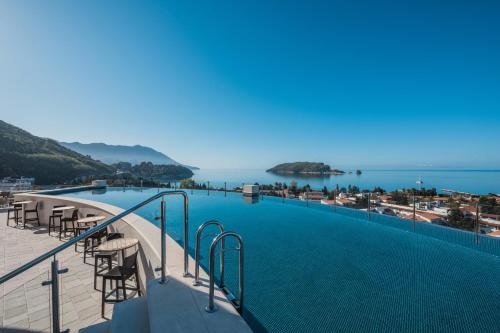 Velji Vinogradi Hotel | Iberostar Waves Slavija