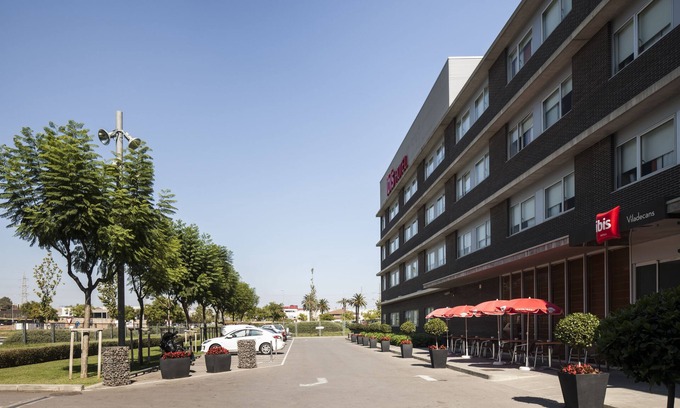 Viladecans Hotel | ibis Barcelona Aeropuerto Viladecans