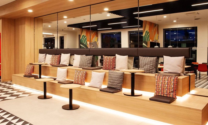 Altglienicke Hotel | ibis budget Berlin Airport (Neu eröffnet)
