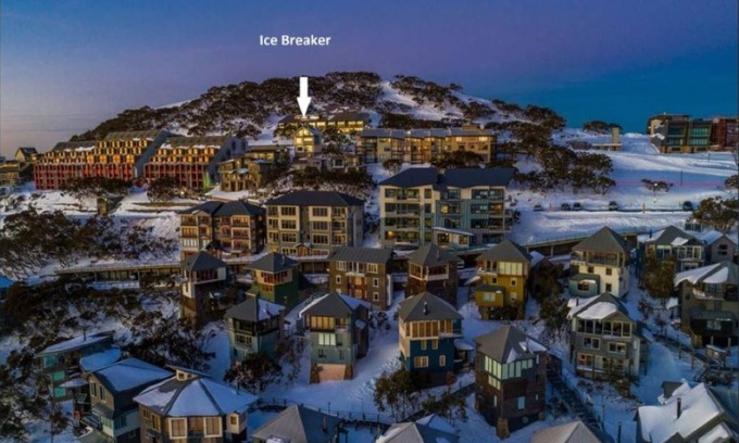 Hotham Heights Ski Chalet | Ice Breaker-Mount Hotham