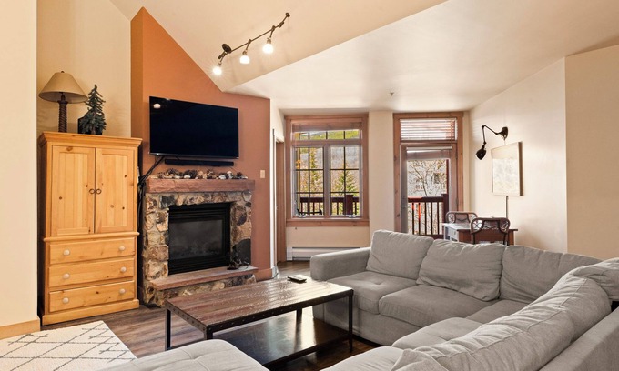 River Run Condo | Ideally Located Condo in River Run Close to Gondola, Shops, and Dining!