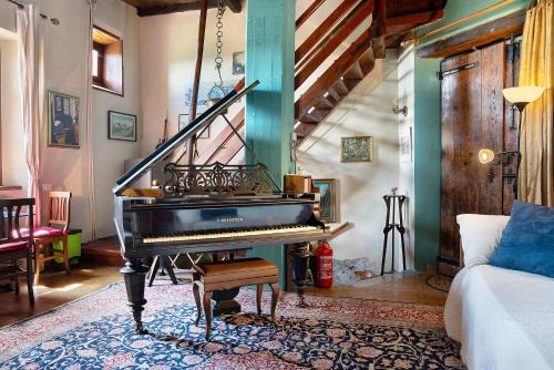 Serralunga d'Alba Apartment | Il Flauto Magico delle Langhe
