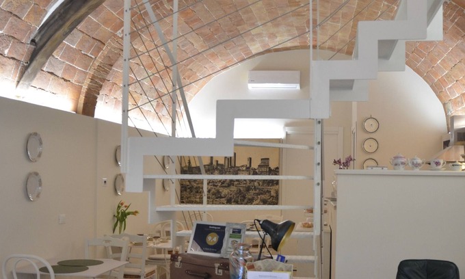 San Gimignano City Centre House | Il Nido Di Anna