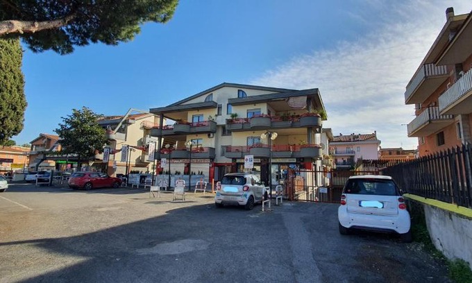 Borghesiana Apartment | ILIO e GIULIA APART 200 METERS FROM METRO C