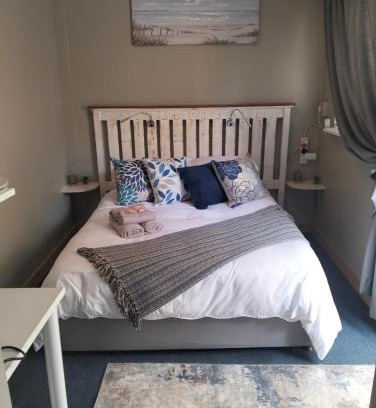 Gordon's Bay Apartment | Impletio