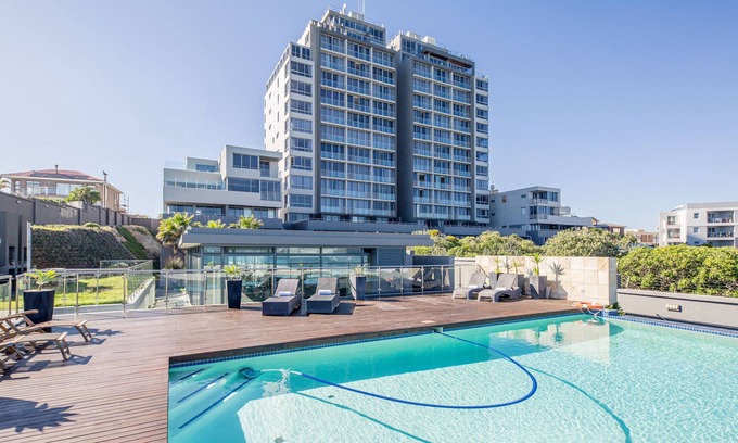 Bloubergstrand Apartment | Infinity Self-Catering Apartments