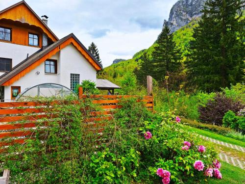 Bohinjska Bela Apartment | InGreen house