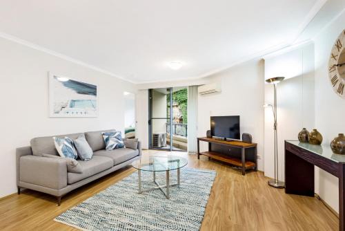 Pyrmont Apartment | Inner city retreat in Pyrmont 1 bdrm with Car space - 28 Mill