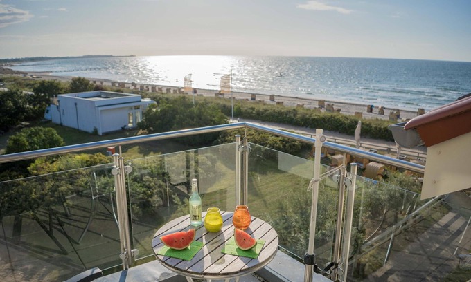 Fehmarn Apartment | Inselblume 71 - vacation home with incredible sea view