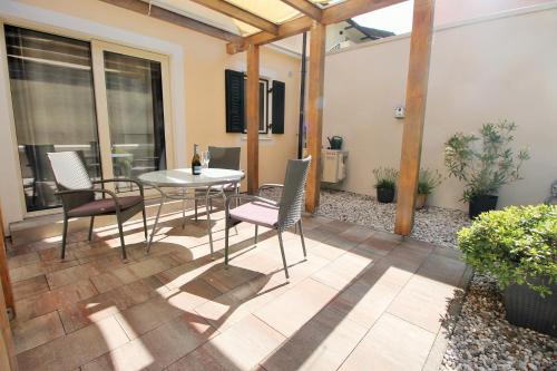 City Center Apartment | Irina