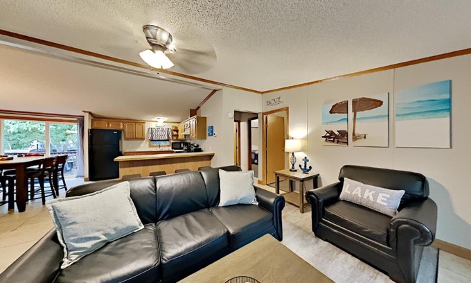 Put-in-Bay House | Island Club #97