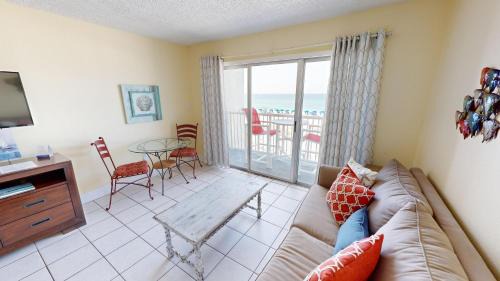 Fort Walton Beach Apartment | Islander Beach Resort 302