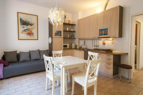 Chinatown Apartment | Isola di Chinatown Bilocale nel cuore di Milano, comfort e stile autentico con 3 letti