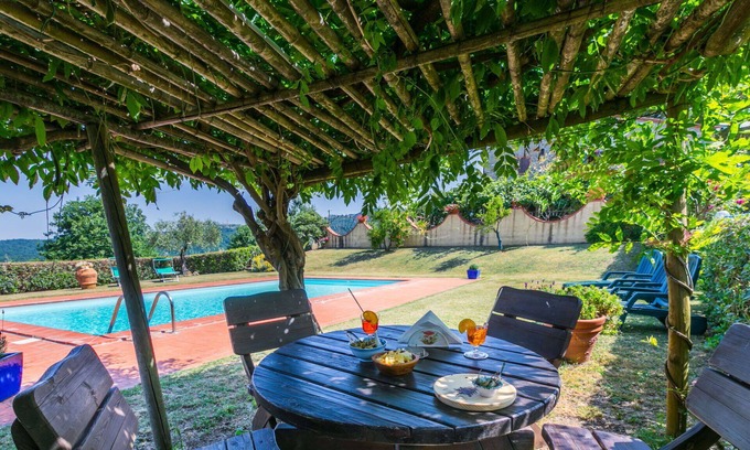 Castelnuovo di Val di Cecina Apartment | Beautiful apartment for 4 people with A/C, pool, WIFI, TV, patio and pets allowed