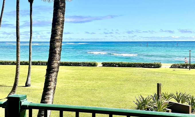 Kapaa Condo | It's All About the View! Oceanfront, A/C, Elevator, SPECIAL! 9/3-9/24/25 Info ↓