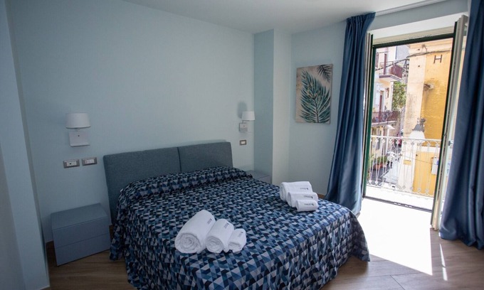 Santa Maria di Castellabate Hotel | CAMERA HELIOS-Double room-Comfort-Private Bathroom-Balcony