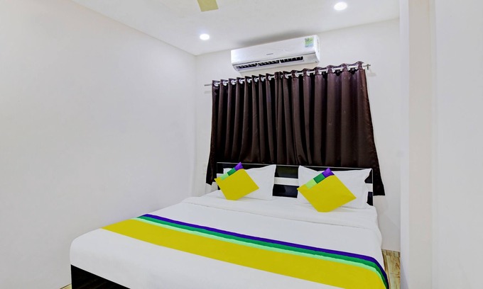 Nagpur Hotel | Itsy By Treebo - New Shraddha Inn