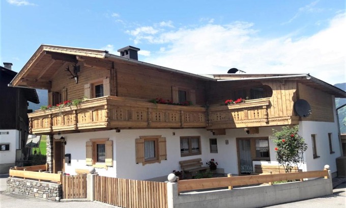 Fuegen House | Jagerhäusl
