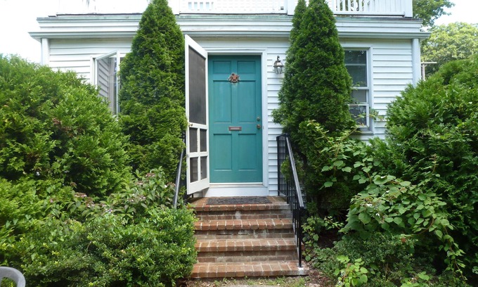 Jamestown Apartment | Jamestown Village Private Apartment