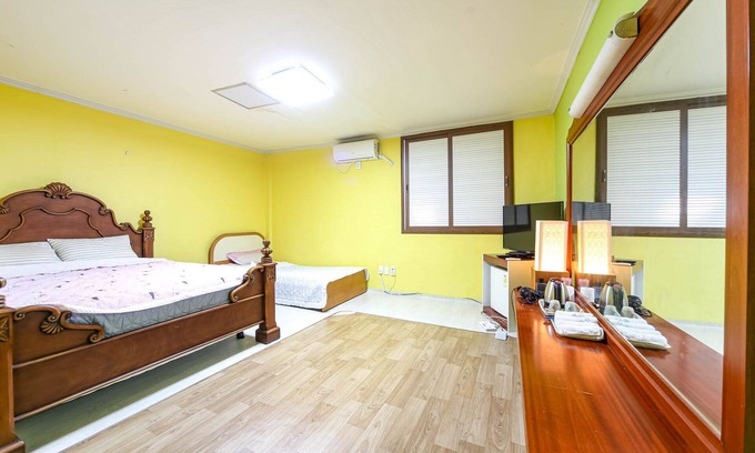 Jeonju Hotel | Jeonju Seoseohak-dong Nana