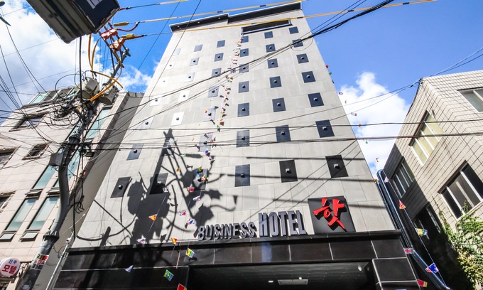 Chinju Hotel | Jinju Hotel Hot