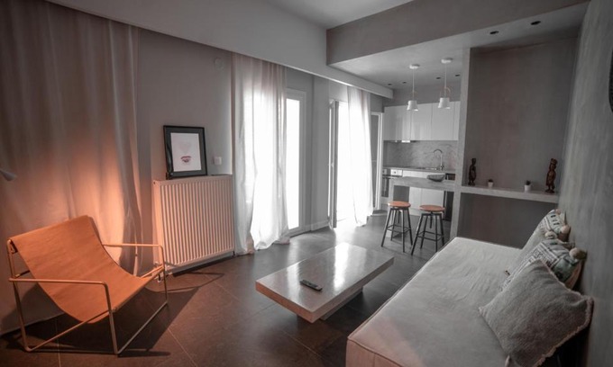 Thessaloniki City Centre Apartment | Jolene