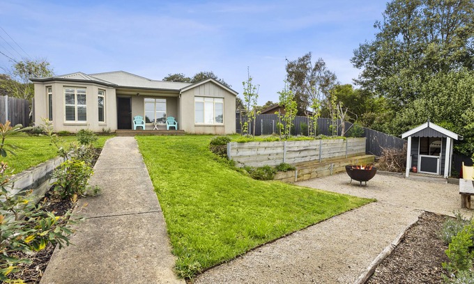 Jan Juc House | Juc Living - Idyllic four-bedroom coastal home in the heart of Jan Juc.