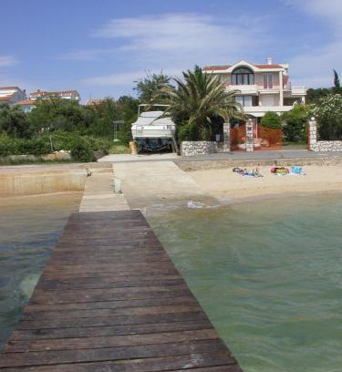 Barbat na Rabu House | Julija Crnic
