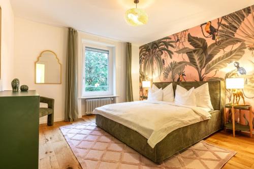 District 6 Apartment | Jungle Suite